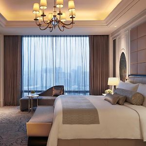 Premier Suite
